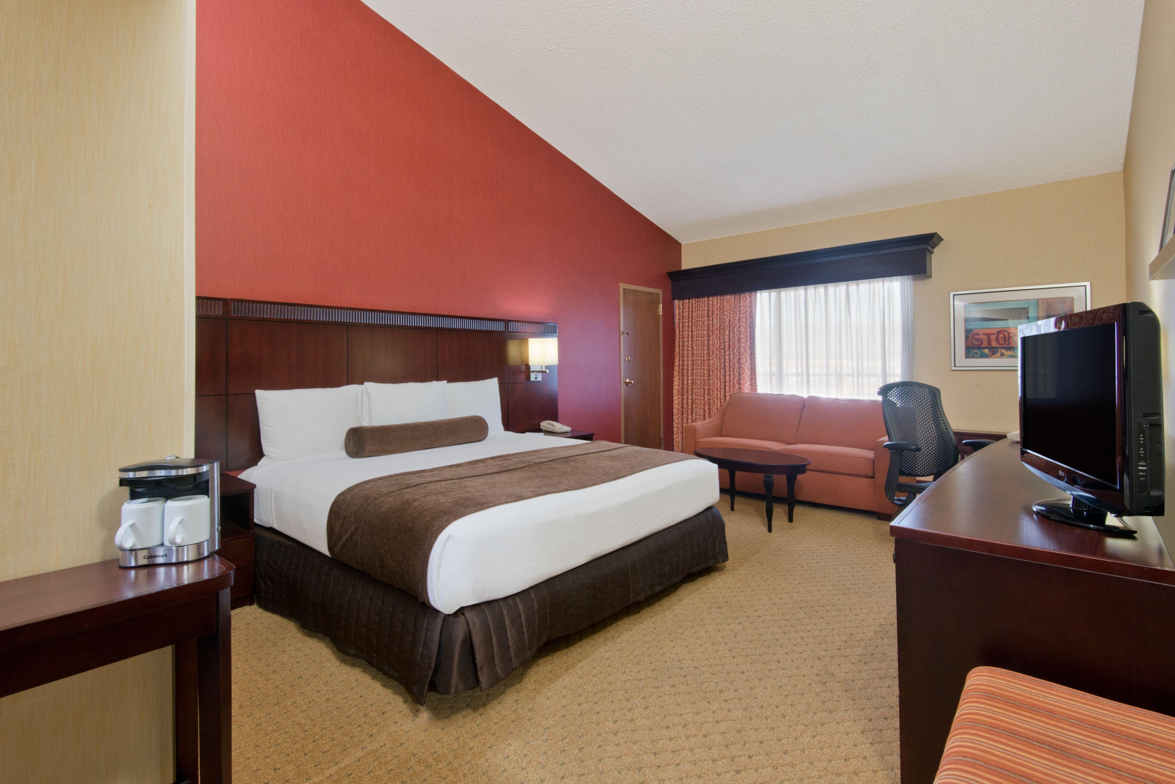 Отель Albuquerque Crowne Plaza By Ihg Экстерьер фото
