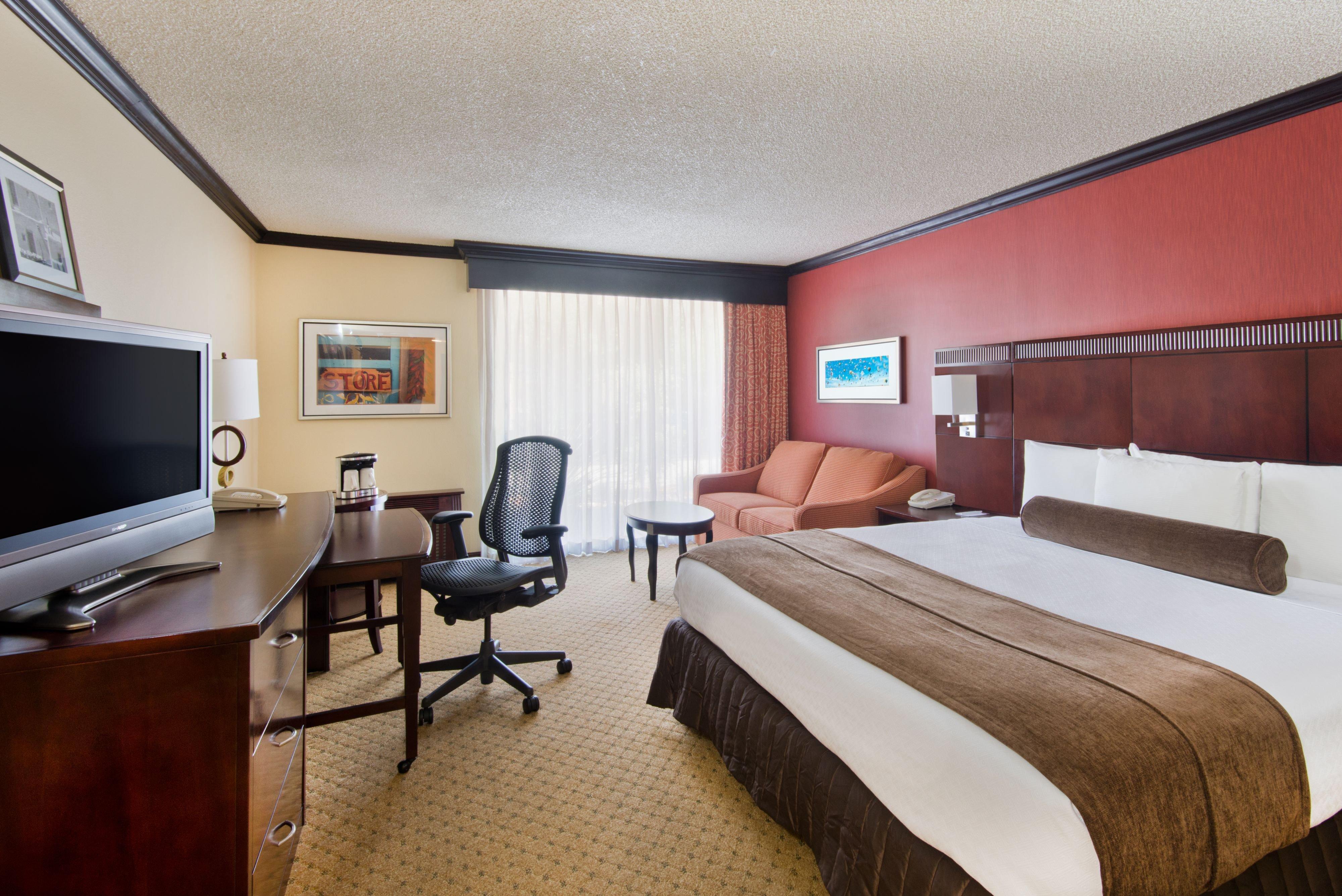 Отель Albuquerque Crowne Plaza By Ihg Экстерьер фото